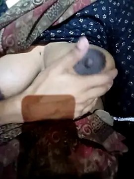 Snapshot of mantraverma chatting on April 10, 2026, 3:08 pm mantraverma online show from April 10, 2026, 3:08 pm