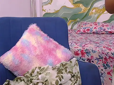 Snapshot of bold-smirthii chatting on February 11, 2026, 4:56 am bold-smirthii online show from February 11, 2026, 4:56 am