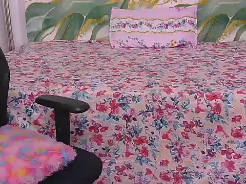 Snapshot of bold-smirthii chatting on March 1, 2026, 5:18 am bold-smirthii online show from March 1, 2026, 5:18 am