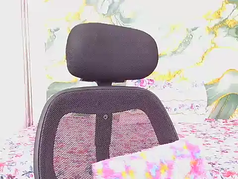 Snapshot of bold-smirthii chatting on February 27, 2026, 5:07 am bold-smirthii online show from February 27, 2026, 5:07 am