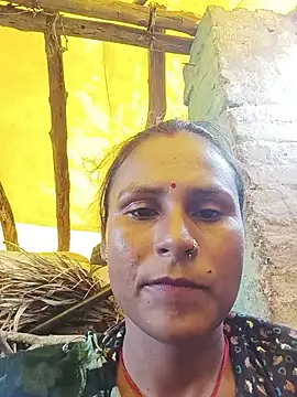 Snapshot of Cuty_priti chatting on August 3, 2026, 8:11 am Cuty priti online show from August 3, 2026, 8:11 am