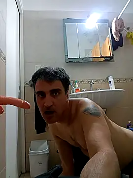 damisexhot online show from May 14, 2026, 6:05 pm