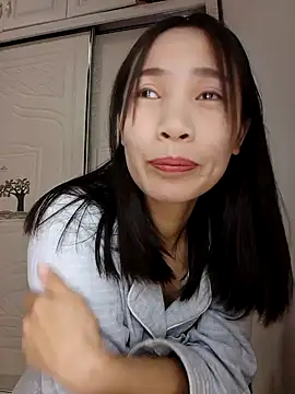 Snapshot of baby-9371 chatting on December 19, 2025, 2:30 pm baby-9371 online show from December 19, 2025, 2:30 pm