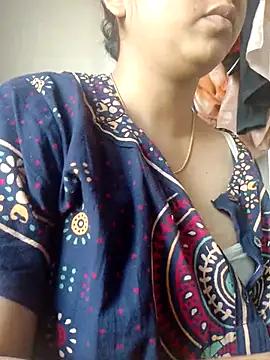 Snapshot of noty_tanyy chatting on February 16, 2026, 6:34 am noty tanyy online show from February 16, 2026, 6:34 am