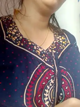 Snapshot of noty_tanyy chatting on February 20, 2026, 8:05 am noty tanyy online show from February 20, 2026, 8:05 am