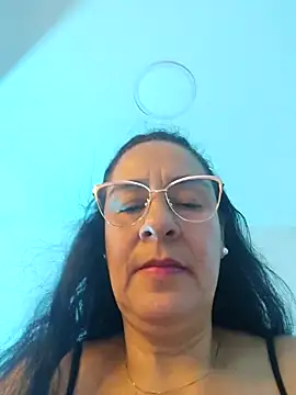 Snapshot of KiaraFoster chatting on March 31, 2026, 11:23 am KiaraFoster online show from March 31, 2026, 11:23 am