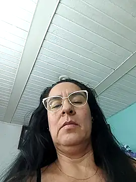 KiaraFoster online show from January 8, 2026, 2:17 am