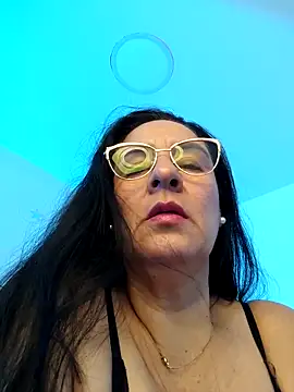 Snapshot of KiaraFoster chatting on March 27, 2026, 11:11 am KiaraFoster online show from March 27, 2026, 11:11 am