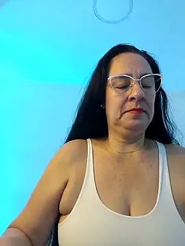 Snapshot of KiaraFoster chatting on April 15, 2026, 11:16 am KiaraFoster online show from April 15, 2026, 11:16 am