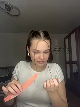 ElenaMariee online show from December 19, 2025, 10:12 pm