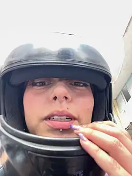 Snapshot of CamiTeaseX_ chatting on March 4, 2026, 8:38 pm CamiTeaseX online show from March 4, 2026, 8:38 pm