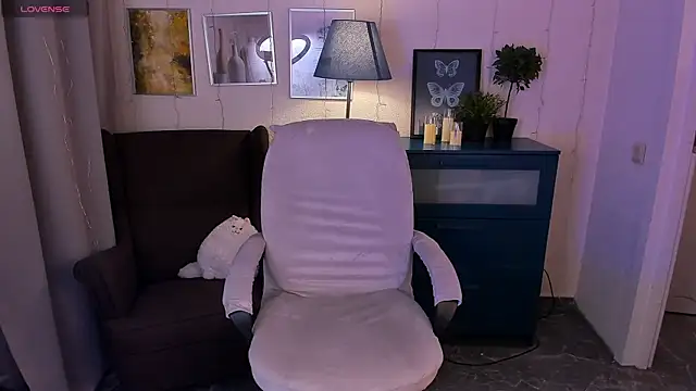 SarahShelby online show from February 19, 2026, 6:32 am