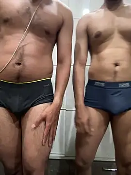 Snapshot of The_AlphaDuo chatting on April 4, 2026, 5:30 pm The AlphaDuo online show from April 4, 2026, 5:30 pm