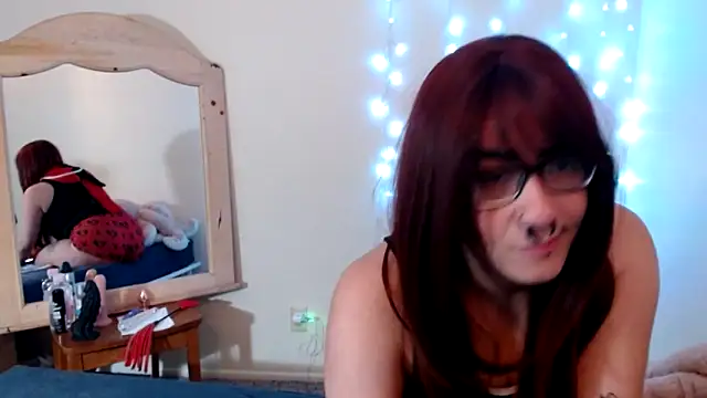 GabbyDaniella online show from May 10, 2026, 8:51 am