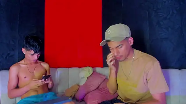 BrownieLoverss online show from January 18, 2026, 11:13 am