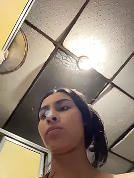 Snapshot of ManuelaEvans_ chatting on February 5, 2026, 12:17 am ManuelaEvans online show from February 5, 2026, 12:17 am