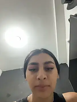 Snapshot of ManuelaEvans_ chatting on February 11, 2026, 2:11 am ManuelaEvans online show from February 11, 2026, 2:11 am