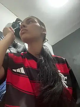 ManuelaEvans  online show from March 19, 2026, 8:53 pm