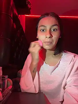 Snapshot of ManuelaEvans_ chatting on February 1, 2026, 10:19 pm ManuelaEvans online show from February 1, 2026, 10:19 pm