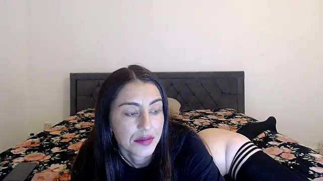 Snapshot of Stella_John chatting on September 15, 2025, 5:52 am Stella John online show from September 15, 2025, 5:52 am