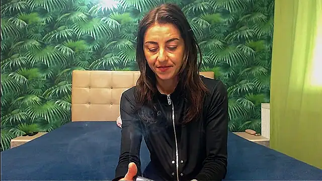 Snapshot of Stella_John chatting on February 13, 2025, 7:35 am Stella John online show from February 13, 2025, 7:35 am