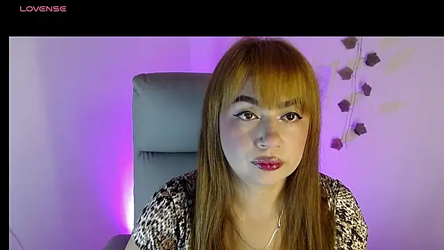 Snapshot of Sweet_feeling30 chatting on March 19, 2026, 10:54 pm Sweet feeling30 online show from March 19, 2026, 10:54 pm