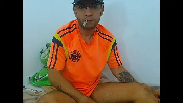 Snapshot of Alphamaster_92 chatting on July 7, 2026, 8:34 pm Alphamaster 92 online show from July 7, 2026, 8:34 pm