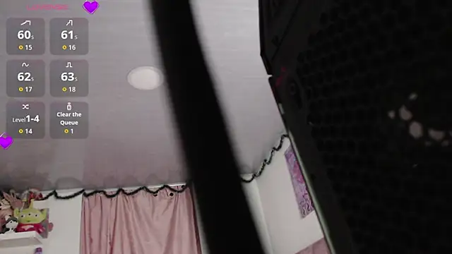 Snapshot of violett_brown9 chatting on June 12, 2026, 6:33 am violett brown9 online show from June 12, 2026, 6:33 am