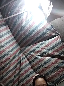 Lucky cutee online show from February 19, 2026, 1:02 am