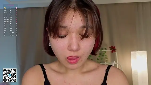 EvelinaKilner online show from December 22, 2025, 4:23 am