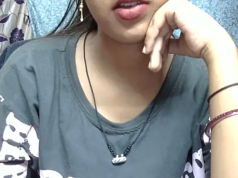 cute Dirty Diva online show from June 28, 2026, 2:45 pm