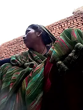 Snapshot of Rakhi_cut chatting on May 17, 2026, 12:54 am Rakhi cut online show from May 17, 2026, 12:54 am