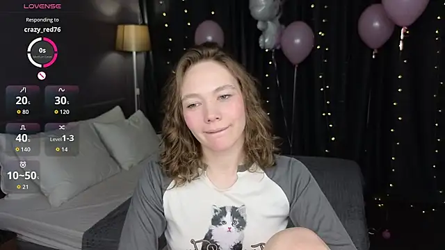 Snapshot of NovaEva_ chatting on April 1, 2026, 12:13 am NovaEva online show from April 1, 2026, 12:13 am