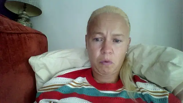 Snapshot of jennyblondeuk chatting on July 24, 2026, 5:42 pm jennyblondeuk online show from July 24, 2026, 5:42 pm
