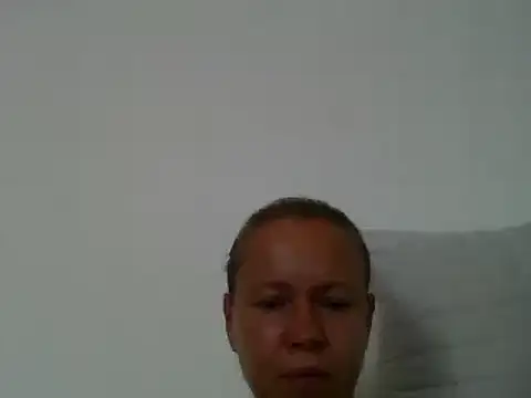 Snapshot of jennyblondeuk chatting on July 9, 2026, 2:05 pm jennyblondeuk online show from July 9, 2026, 2:05 pm