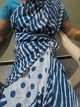 Tamilwifelove online show from December 22, 2025, 9:48 pm