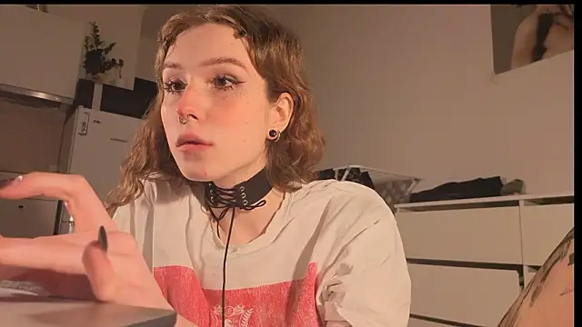 Snapshot of poli_blink chatting on March 5, 2026, 6:15 pm poli blink online show from March 5, 2026, 6:15 pm