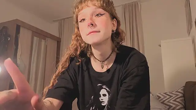 Snapshot of poli_blink chatting on March 29, 2026, 8:32 pm poli blink online show from March 29, 2026, 8:32 pm