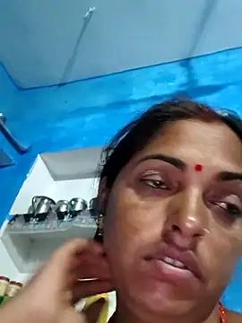 Snapshot of Mahima_rani34 chatting on August 6, 2026, 6:47 pm Mahima rani34 online show from August 6, 2026, 6:47 pm