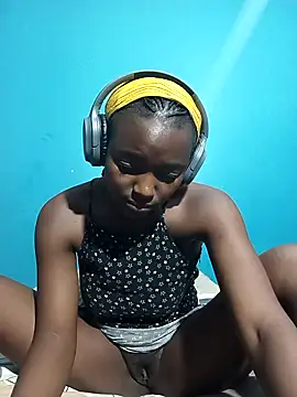 Snapshot of ShyNaughtyBabe chatting on January 10, 2026, 7:53 pm ShyNaughtyBabe online show from January 10, 2026, 7:53 pm