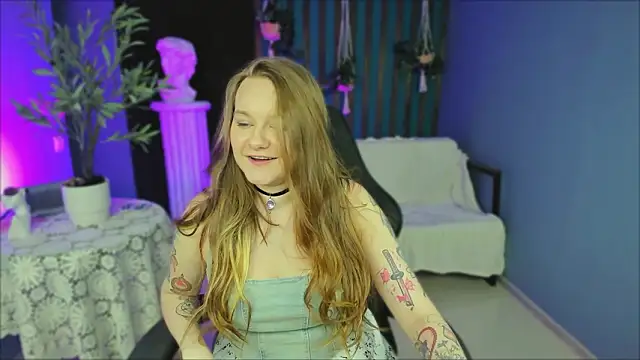 Snapshot of auroranelson chatting on March 12, 2026, 5:28 pm auroranelson online show from March 12, 2026, 5:28 pm