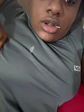 amorasecy online show from January 6, 2026, 12:36 am