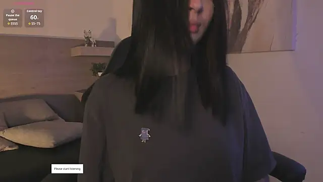 Lilith Sage  online show from May 1, 2026, 8:36 pm