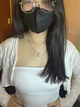 Sofiababy22 online show from April 25, 2026, 3:42 pm