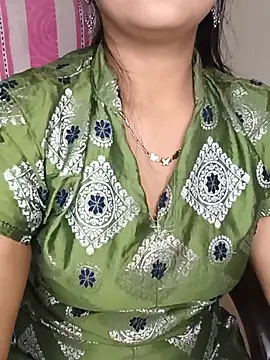 Snapshot of Deshi_bhabhi143 chatting on July 16, 2026, 7:27 am Deshi bhabhi143 online show from July 16, 2026, 7:27 am