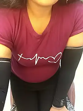 Deshi bhabhi143 online show from February 24, 2026, 6:14 am