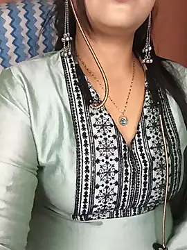 Snapshot of Deshi_bhabhi143 chatting on August 7, 2026, 5:57 am Deshi bhabhi143 online show from August 7, 2026, 5:57 am