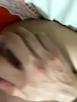 LuanTeles29 online show from December 22, 2025, 4:29 pm