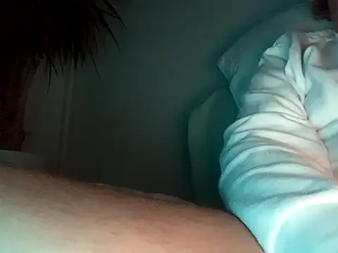 Sevenyearsago online show from December 21, 2025, 5:36 pm