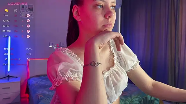Snapshot of Katherine___Ross chatting on May 15, 2026, 10:35 am Katherine Ross online show from May 15, 2026, 10:35 am